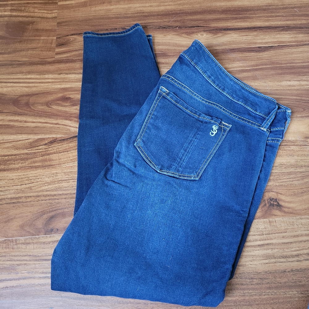 Slink Curvy Clean Hem Crop Naimah Jeans
